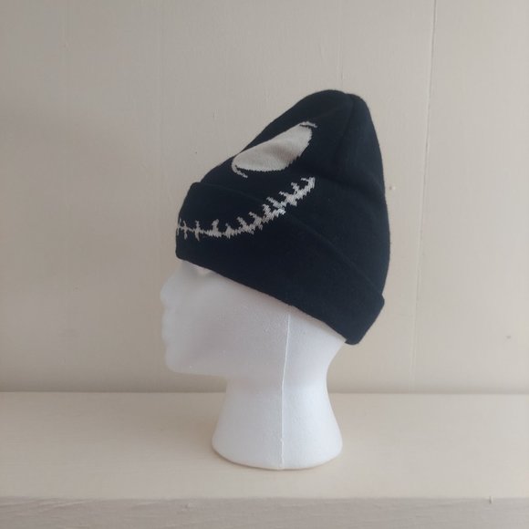 Black and White Disney Tim Burton Nightmare Before Christmas Beanie Hat - Picture 2 of 5